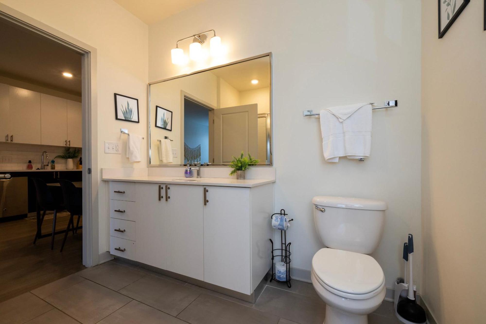Modern Nulu 2Br Cozysuites 01 لويفيل المظهر الخارجي الصورة