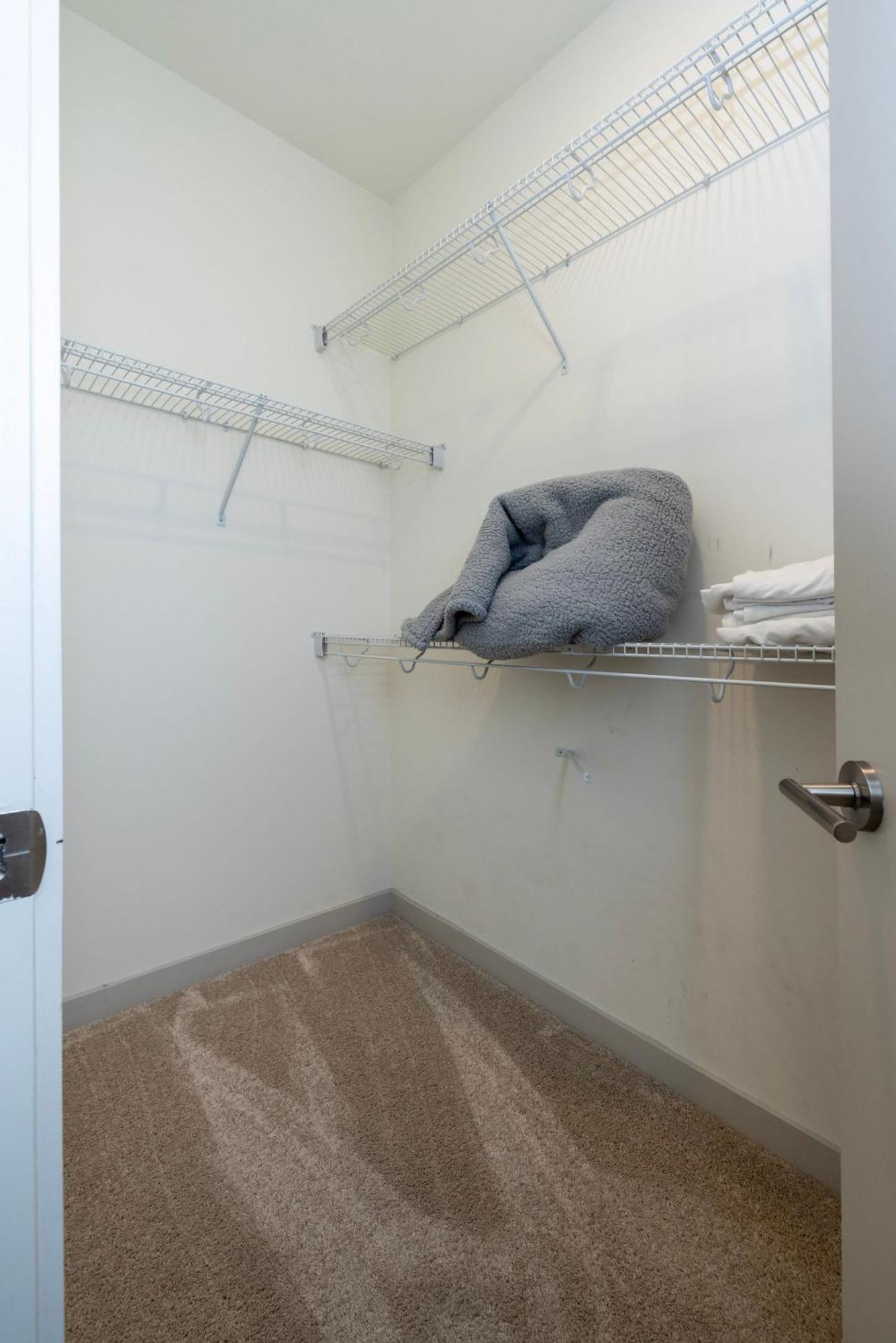 Modern Nulu 2Br Cozysuites 01 لويفيل المظهر الخارجي الصورة